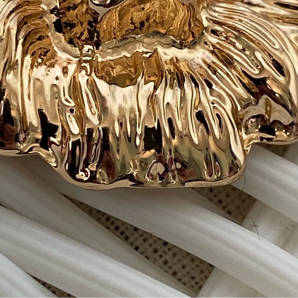 Set of 5 Gold Metal Lion Head Jewelry Pendants - Picture 9 of 17